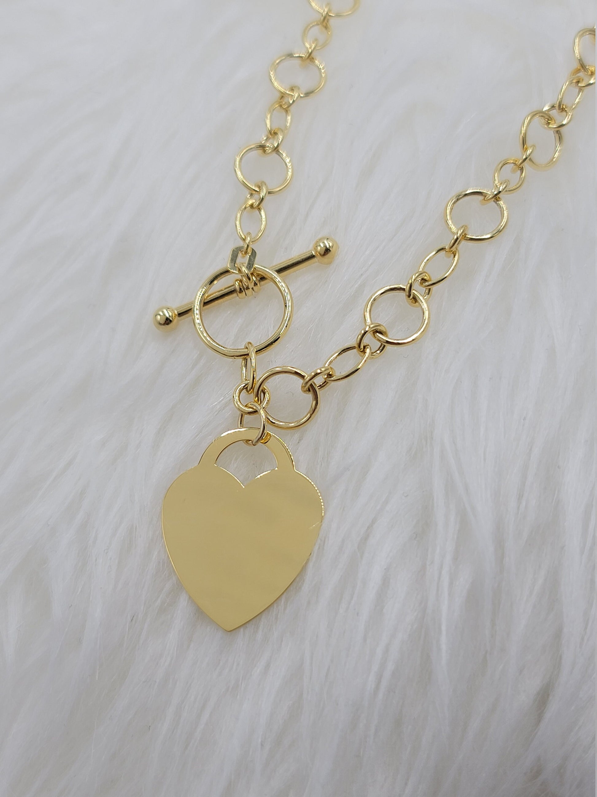 14K Yellow Gold Toggle Heart Necklace - Fancy jewelry - Fine jewelry - Everlasting -