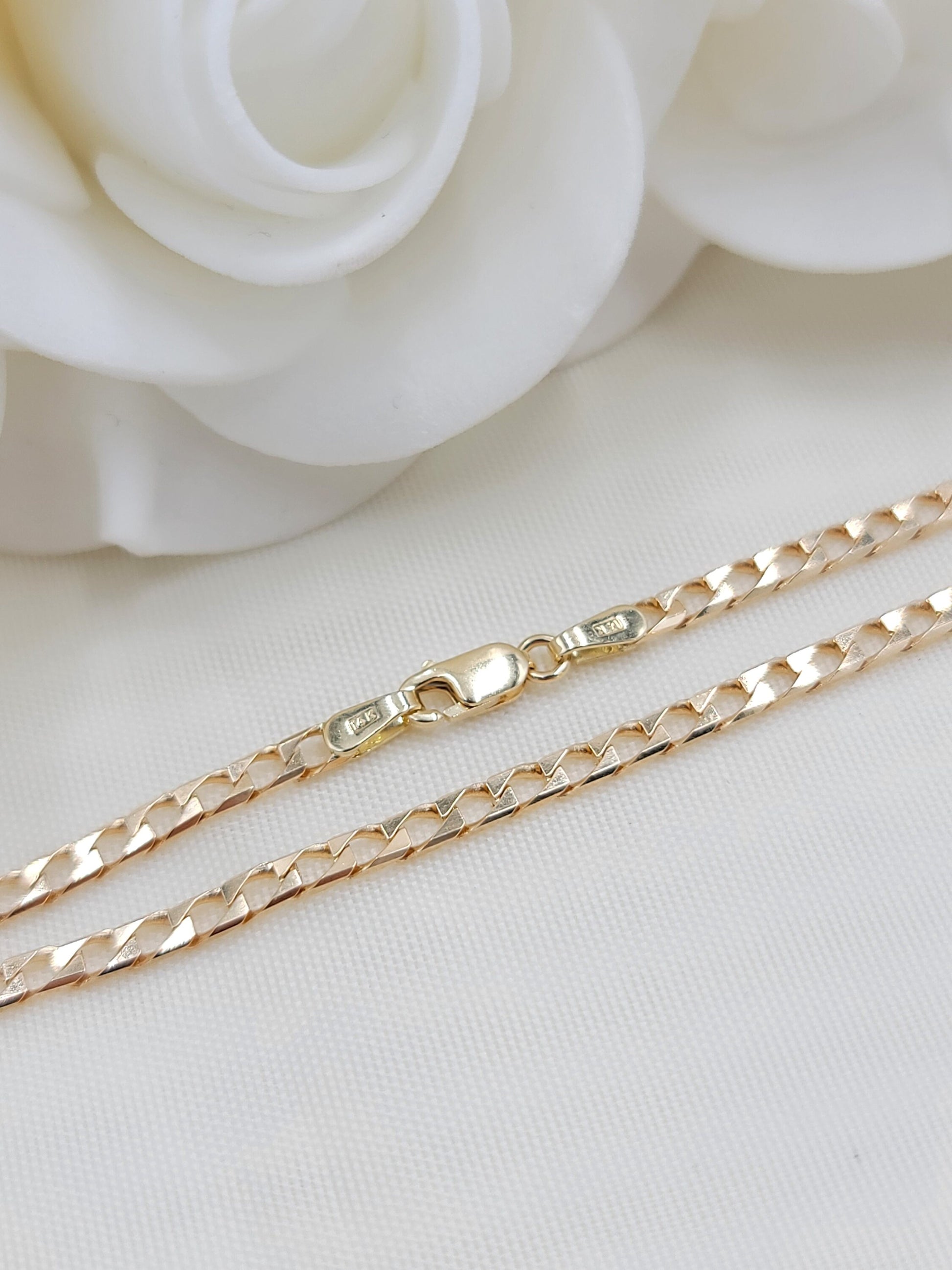 Solid 14k Gold Square Curb bracelet - 7 Inches - 2.5mm