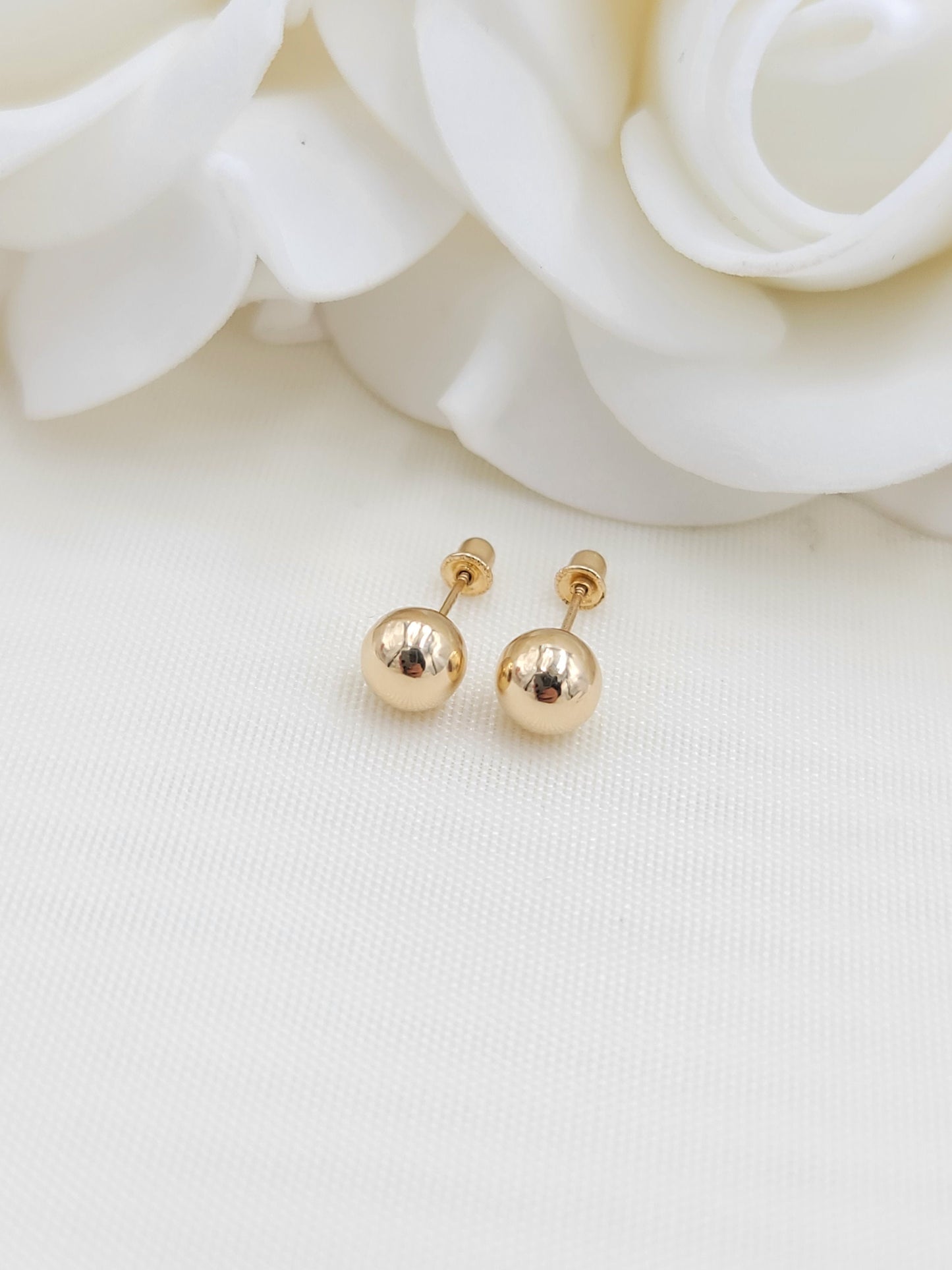 Dainty 14k gold ball stud earrings - Sizes 3mm, 4mm, 5mm, 6mm, 7mm - beautiful minimalist jewelry - just the perfect gift