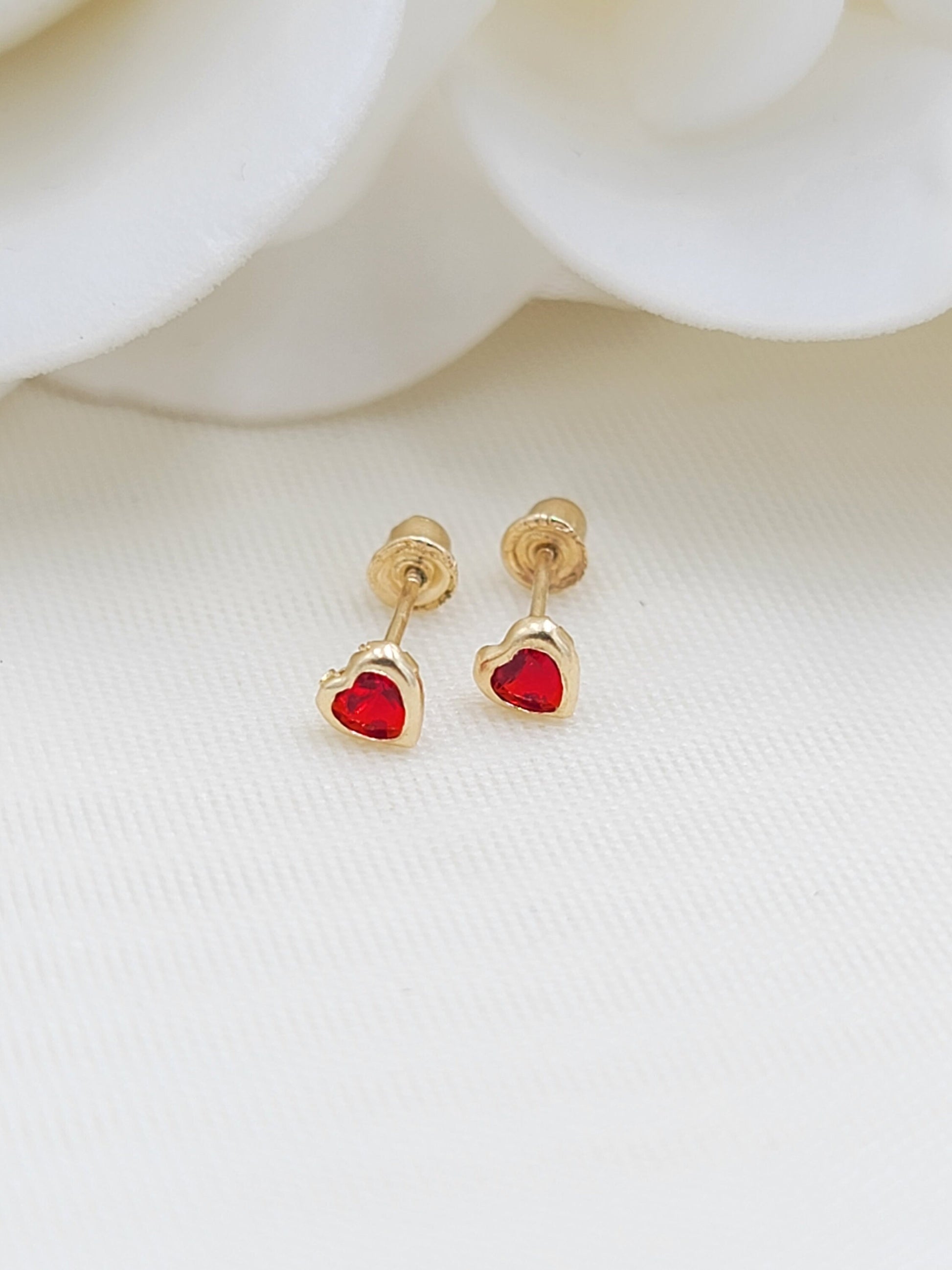 Dainty solid 14k gold 3mm clear Zirconia diamond heart bezel stud earrings