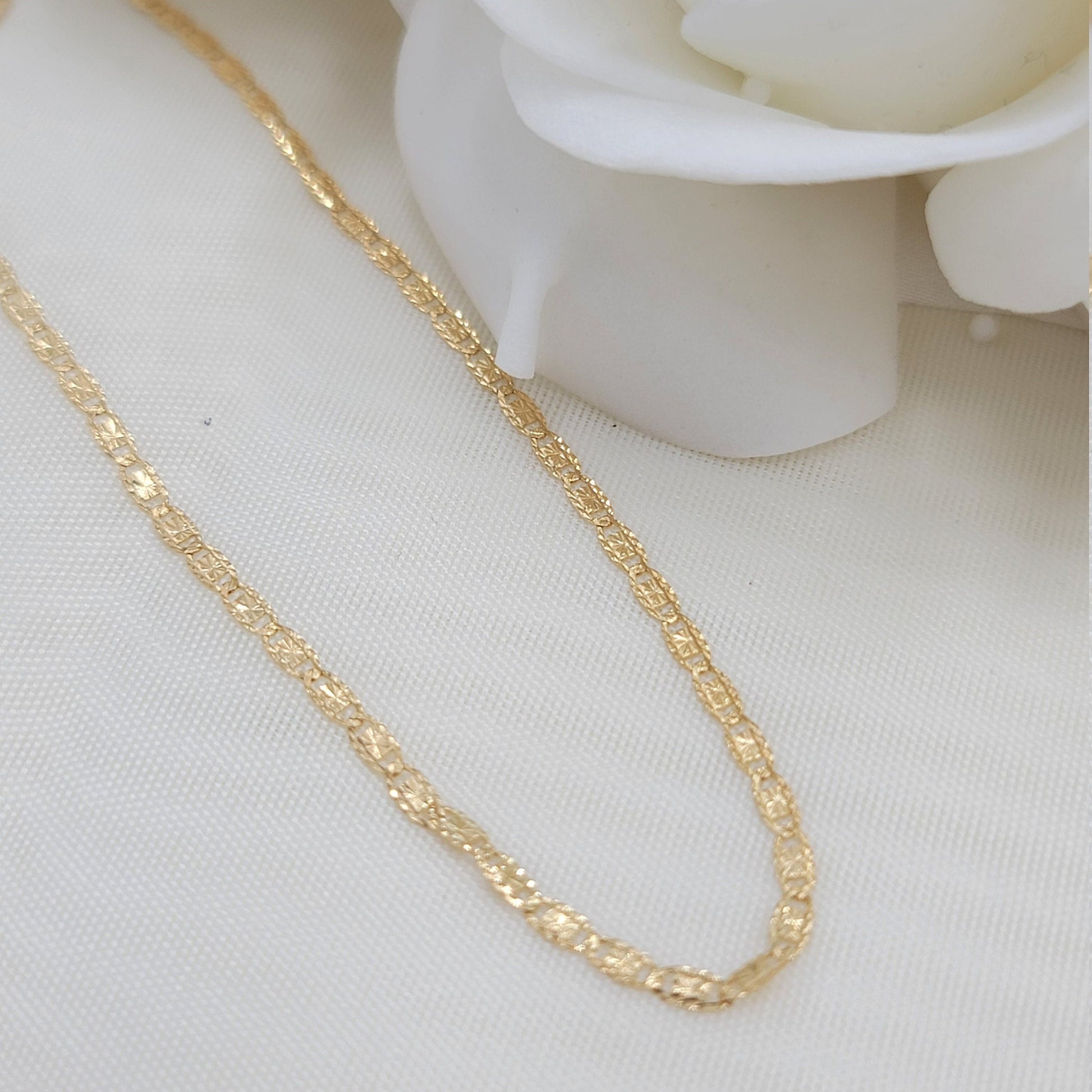 Solid 14k Yellow Gold Diamond Cut Valentino Chain - 16 to 24 Inches - Fine jewelry - Fair prices - 2.1MM