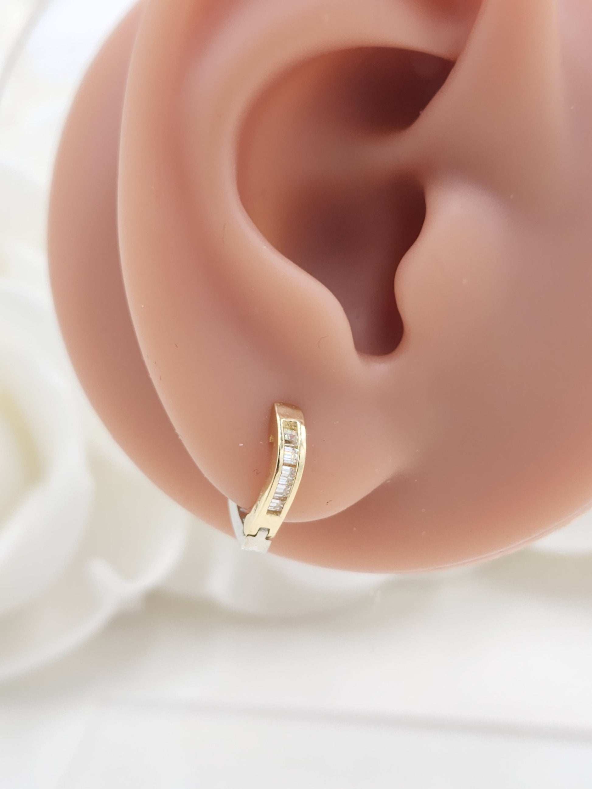 2 tones Solid 14k Reversible Huggies Earrings - Baguette CZ - Modern Gold Jewelry - Perfect gift