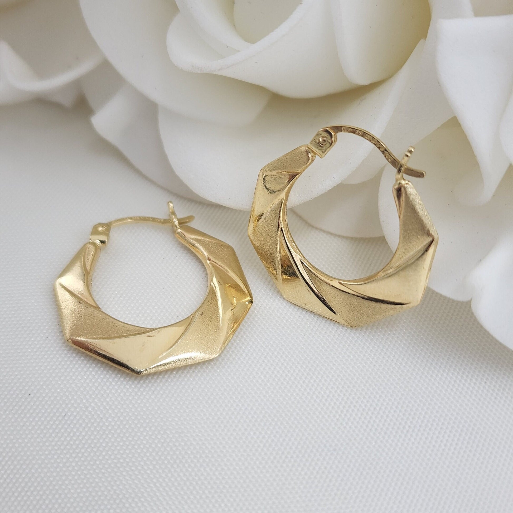 14k Gold Octagon Hoop Earrings - 7/8 Inches - Polished - Lightweight