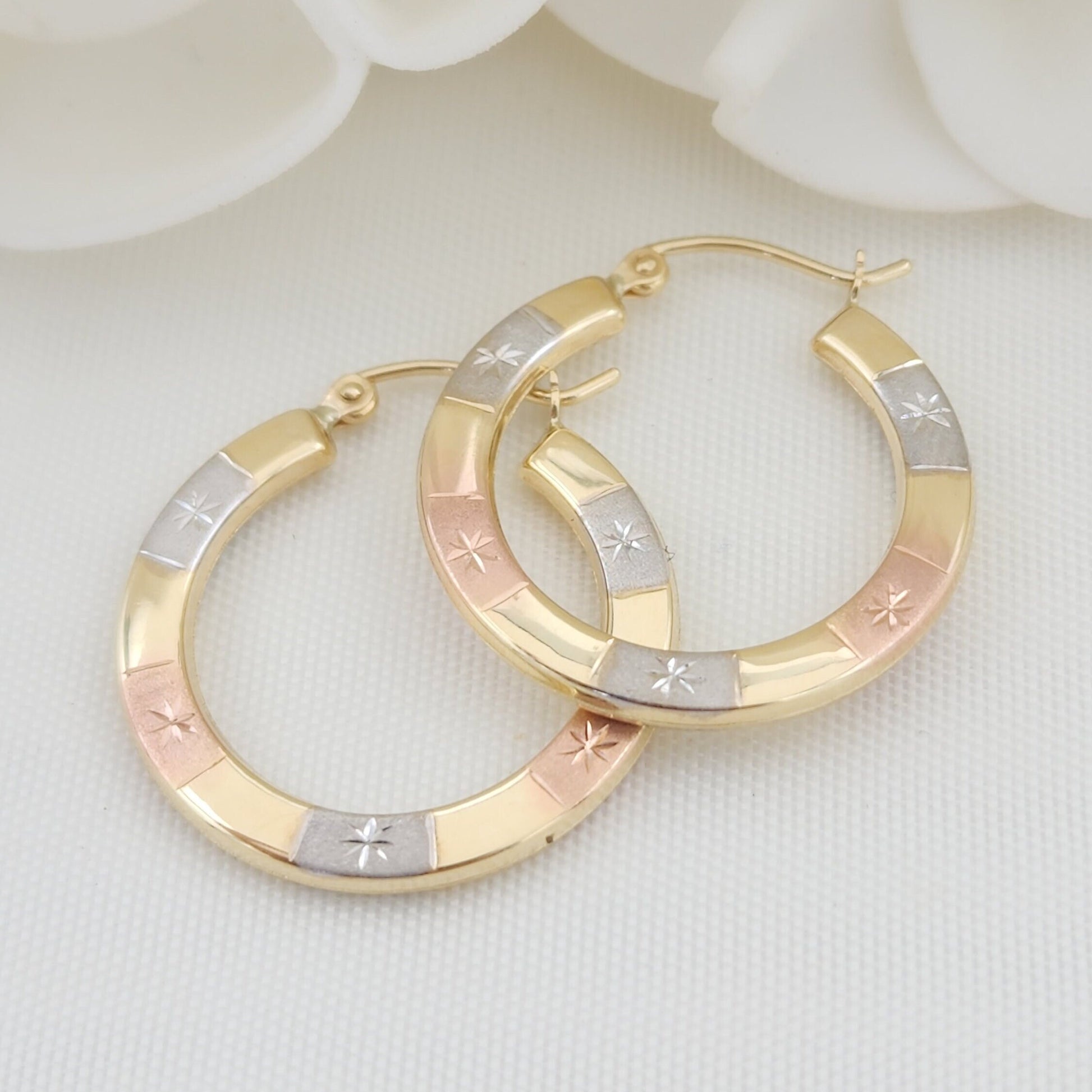 14k Tritones Gold Diamond Cut Hoop Earrings - lightweight and Versatile - For Her - Fine jewelry - Perfect Gift