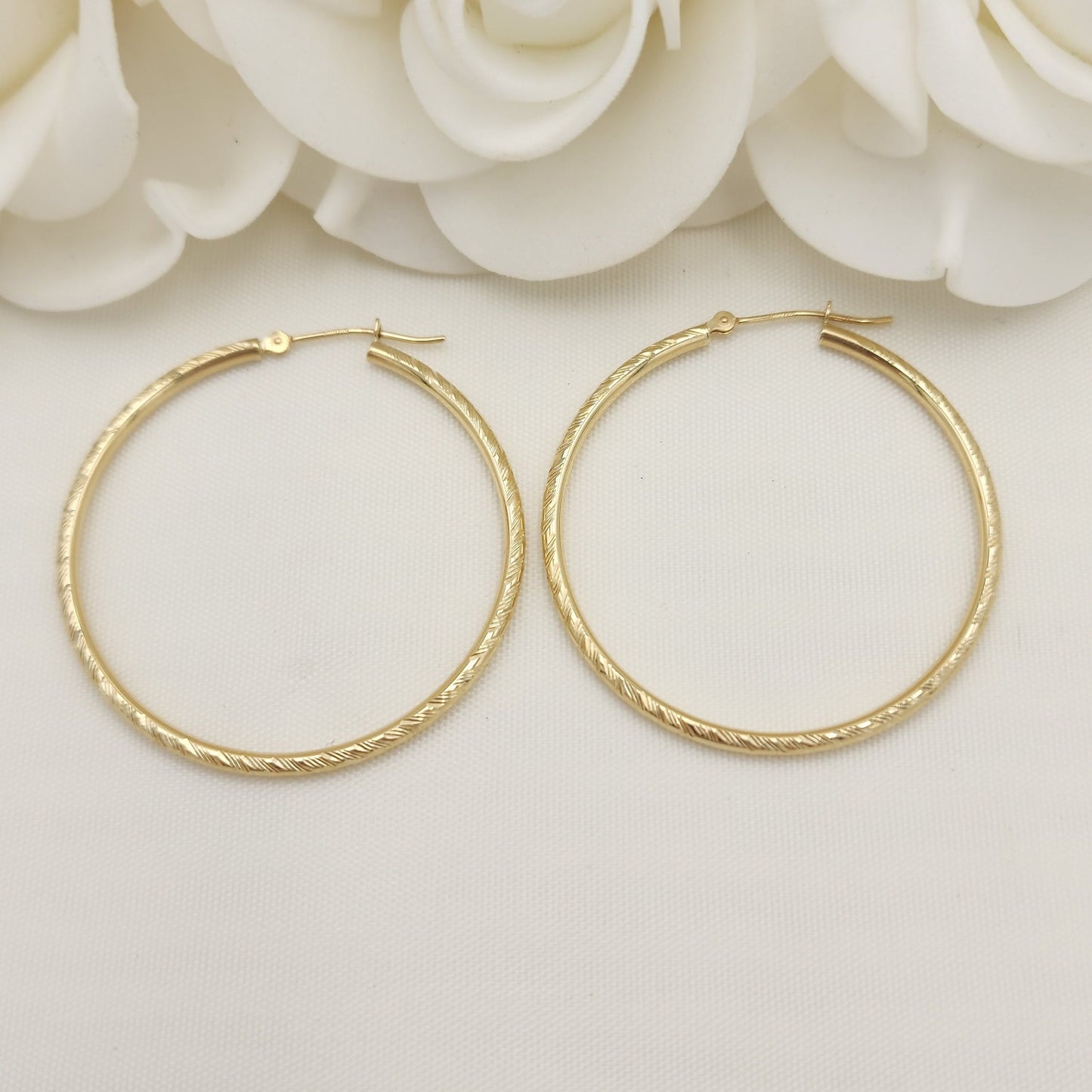 14k Gold Shiny Hoop Earrings - 2mm Thick -40mm - Everyday Hoops - For Her