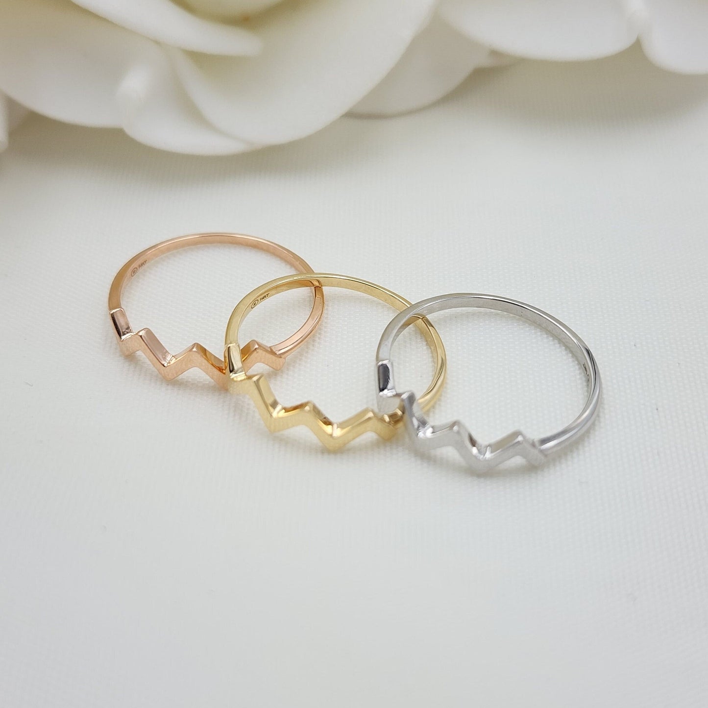 Dainty 14k Gold Zig Zag Band - Yellow, White, Rose Gold - For Her - Stackable