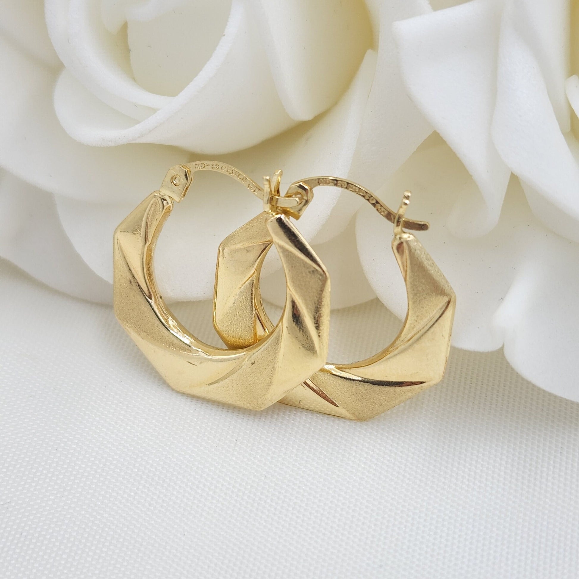 14k Gold Octagon Hoop Earrings - 7/8 Inches - Polished - Lightweight