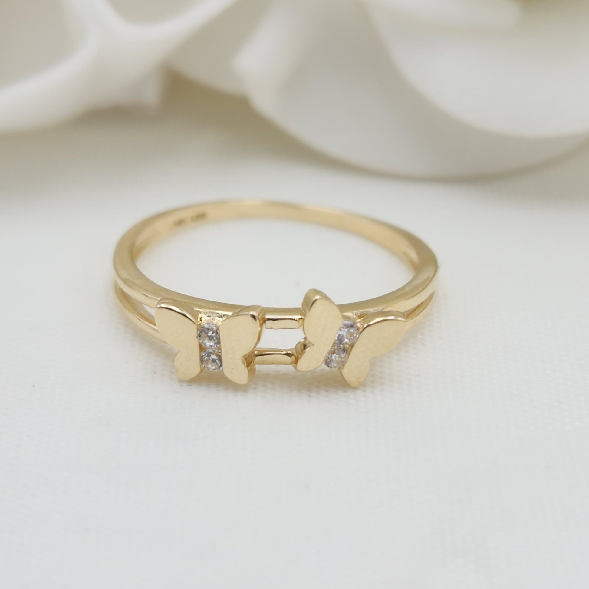 Solid 14k Gold Butterflies Cz Ring - Adorable - Modern jewelry - Perfect Gift - Stackable Rings