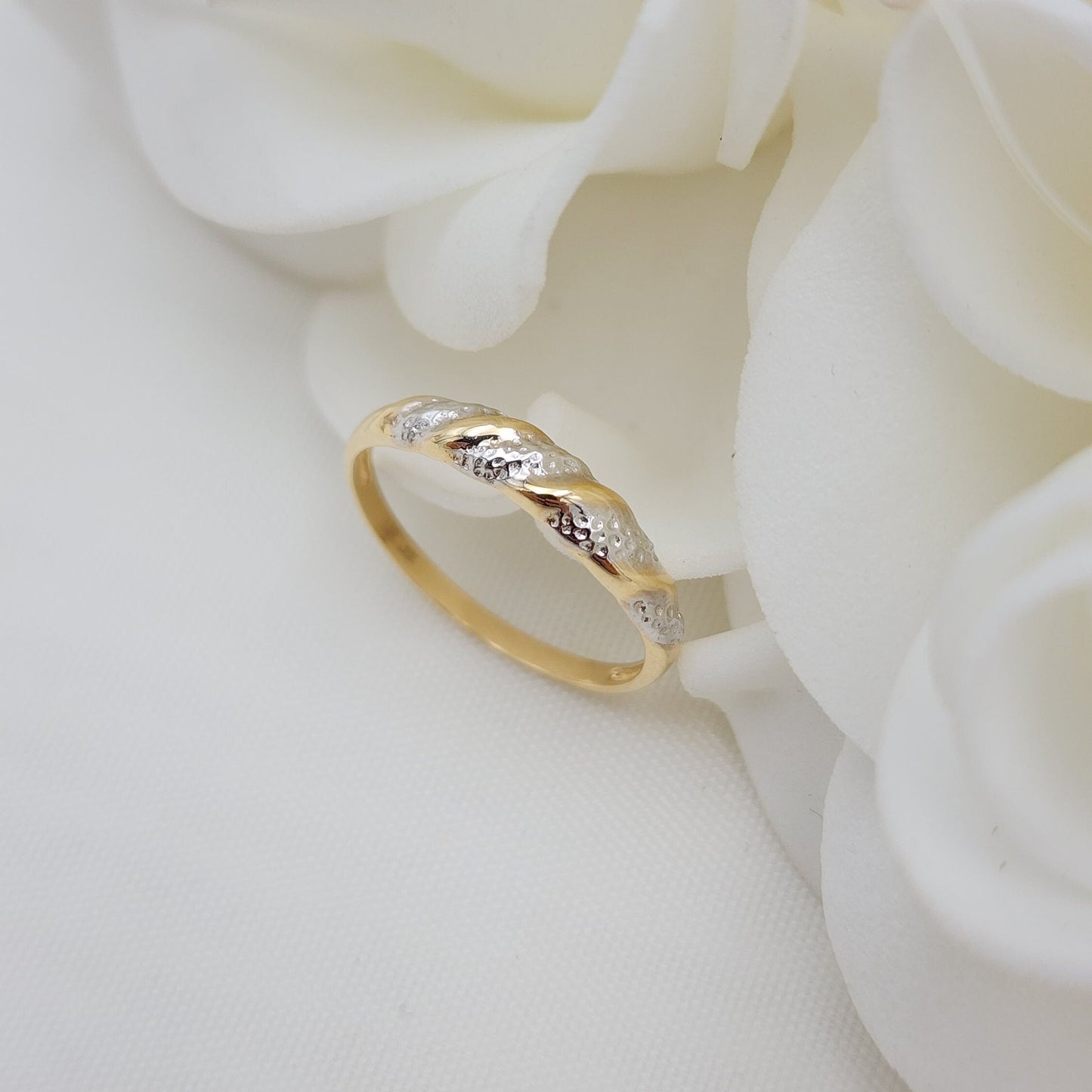 Dainty Croissant 14k Gold Ring - White and Yellow Gold - Twist Band - For Her - Minimalist