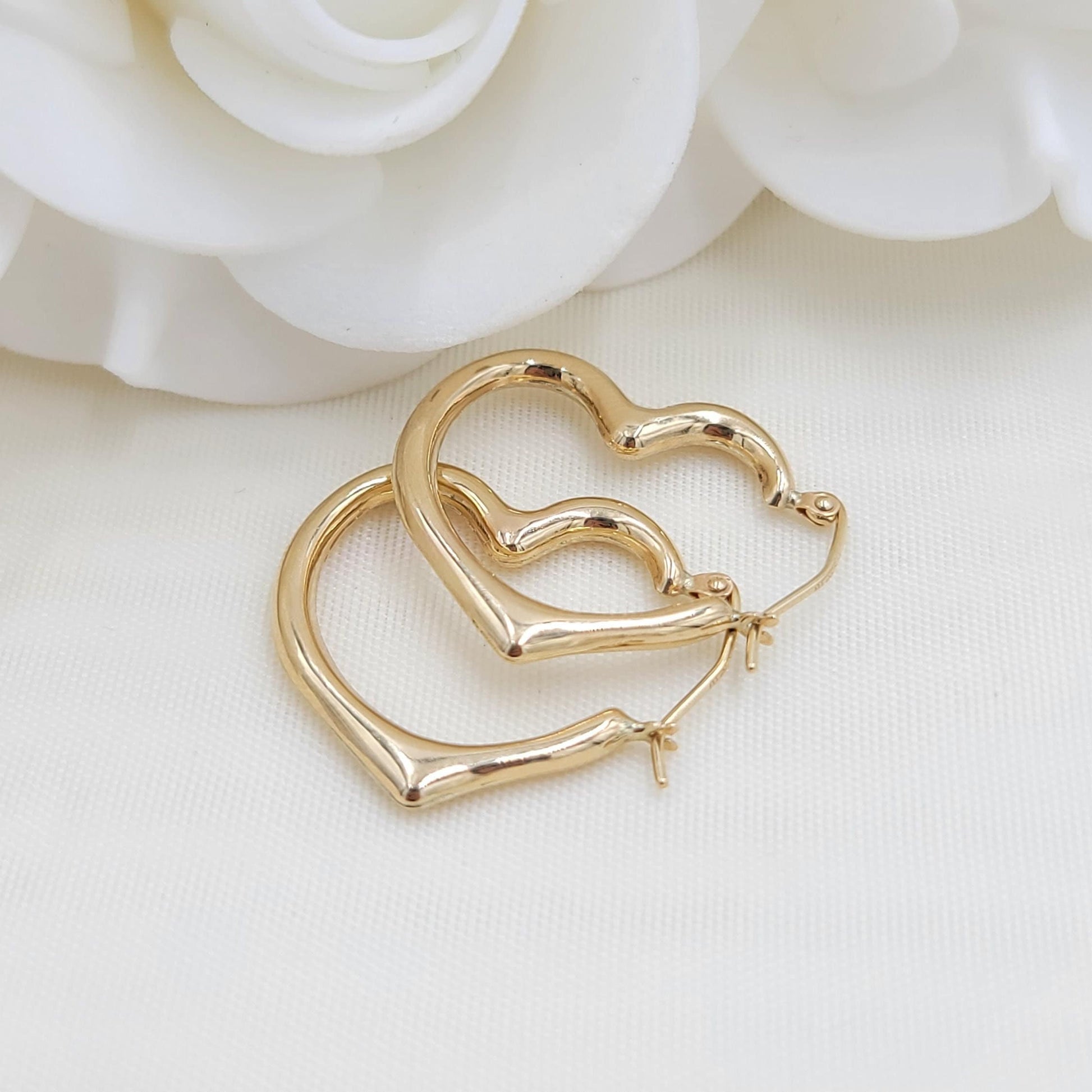 Real 14k Gold Heart Hoop Earrings - 15mm, 20mm, 25mm - For Girls & Women - Perfect For Everyday - Fine Jewelry For her