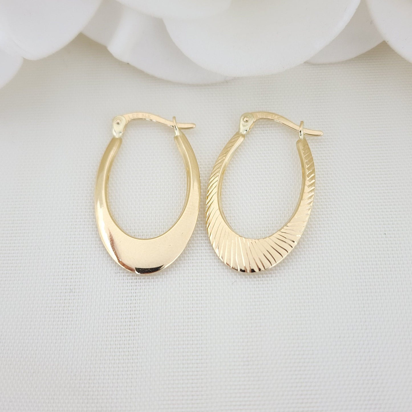 14KT Yellow Gold Shiny Textured Hoop Earrings - 26MM - Small Hoops