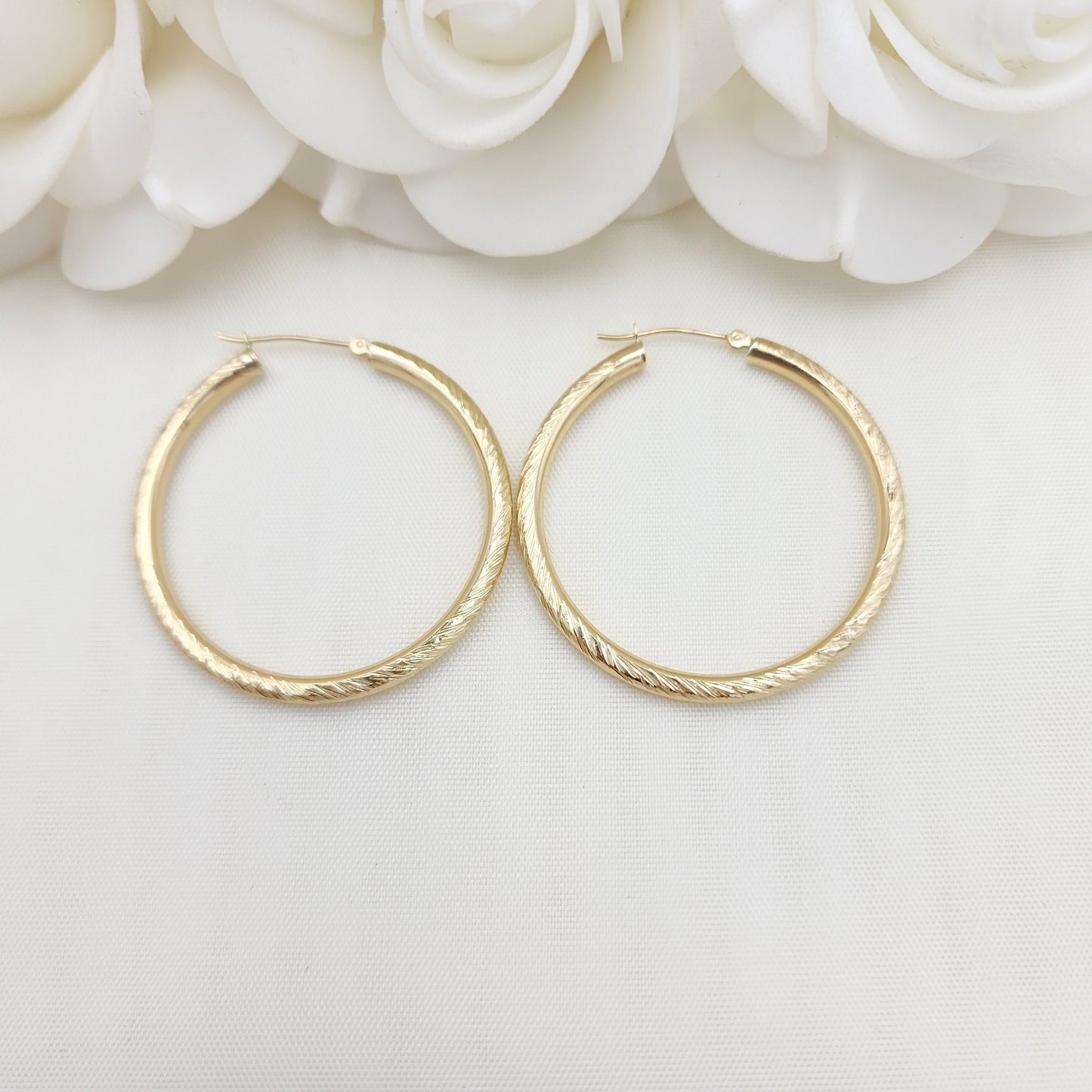 14k Gold Shiny Hoop Earrings - 3mm Thick - 40mm - Everyday Hoops - For Her