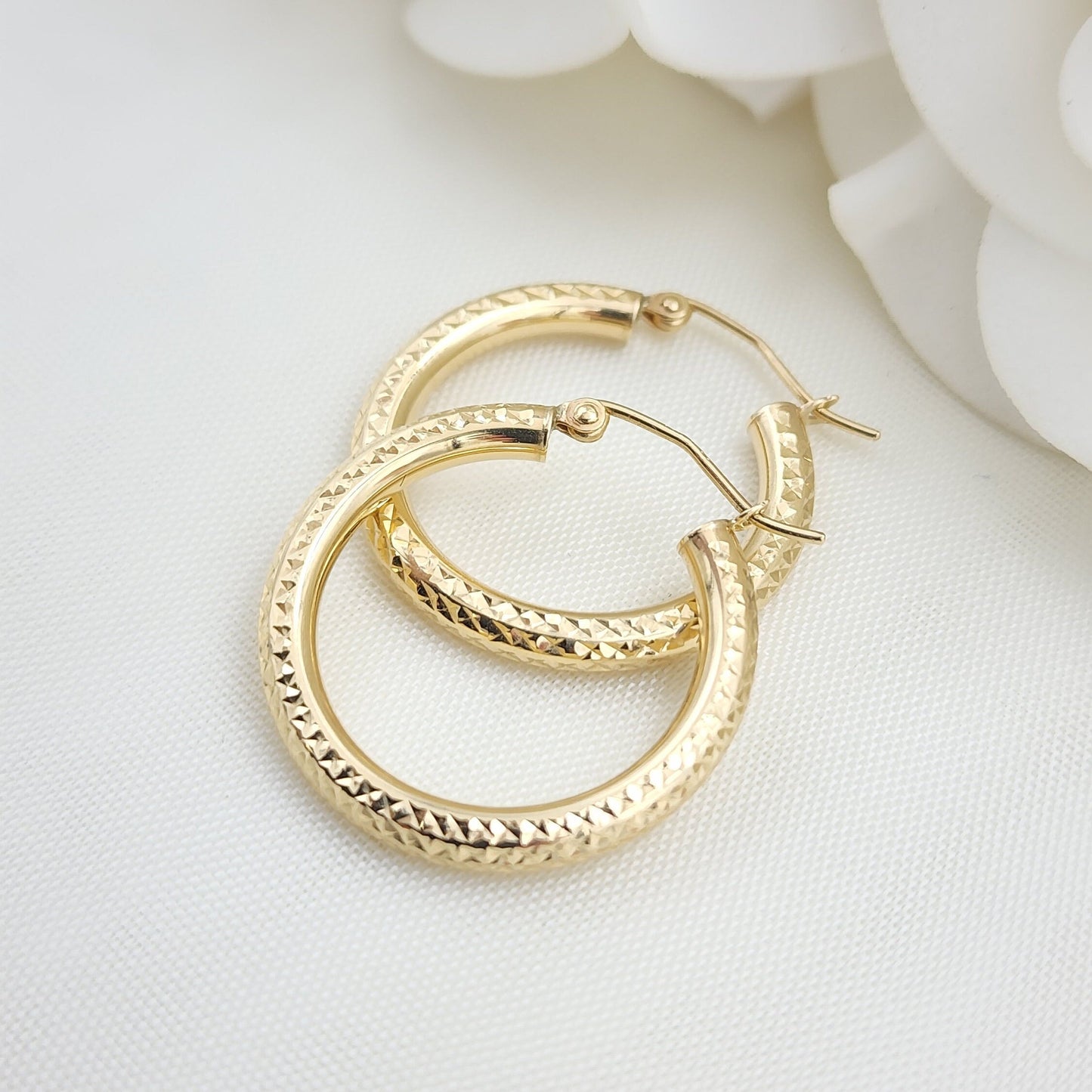 25MM 14k Gold Fully Diamond Cut Hoop Earrings - 3MM Thick - Perfect Gift - Modern Jewelry For Her