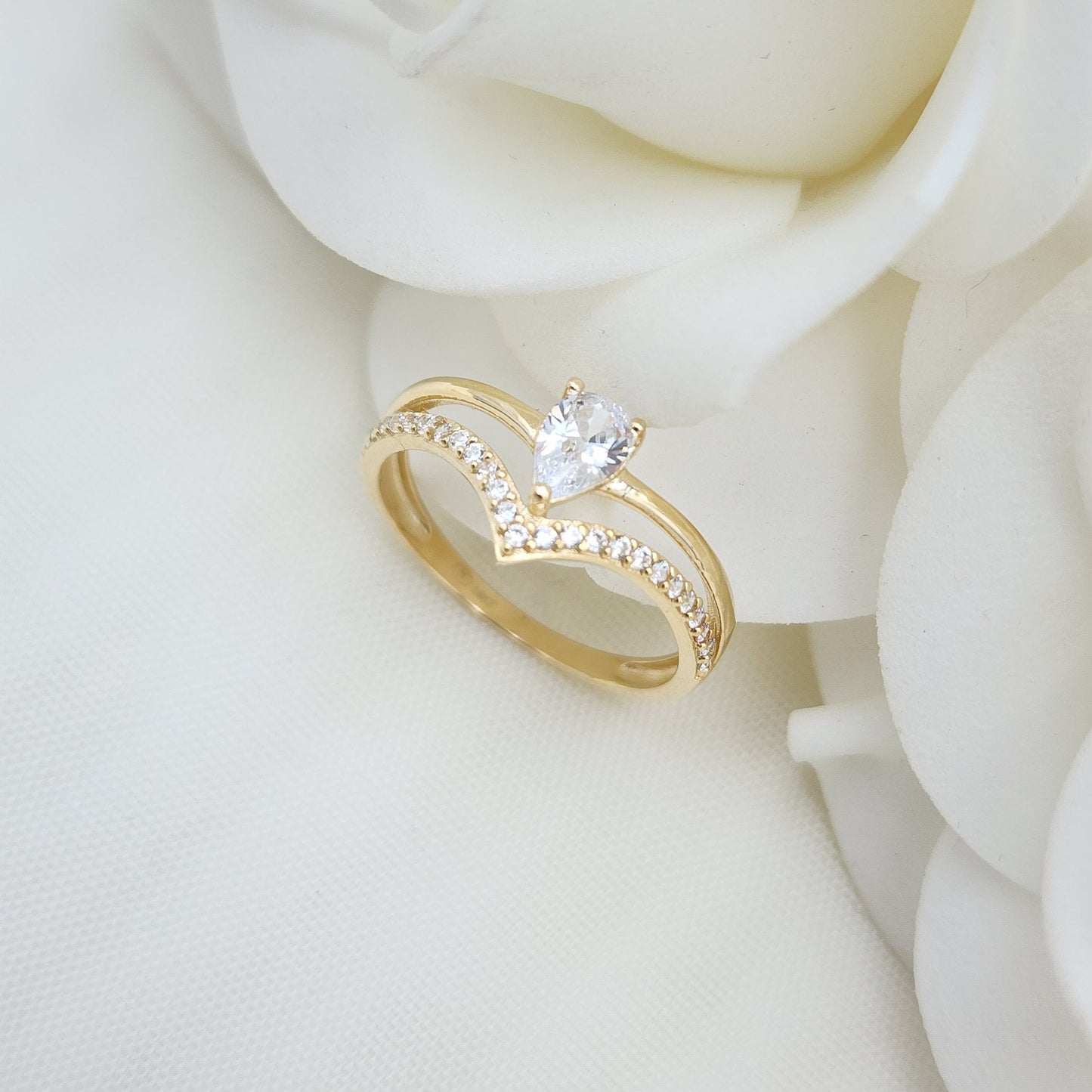 Solid 14k Gold Doble Chevron Pear CZ Ring - Modern Jewelry - Gold Band - Unique Jewelry