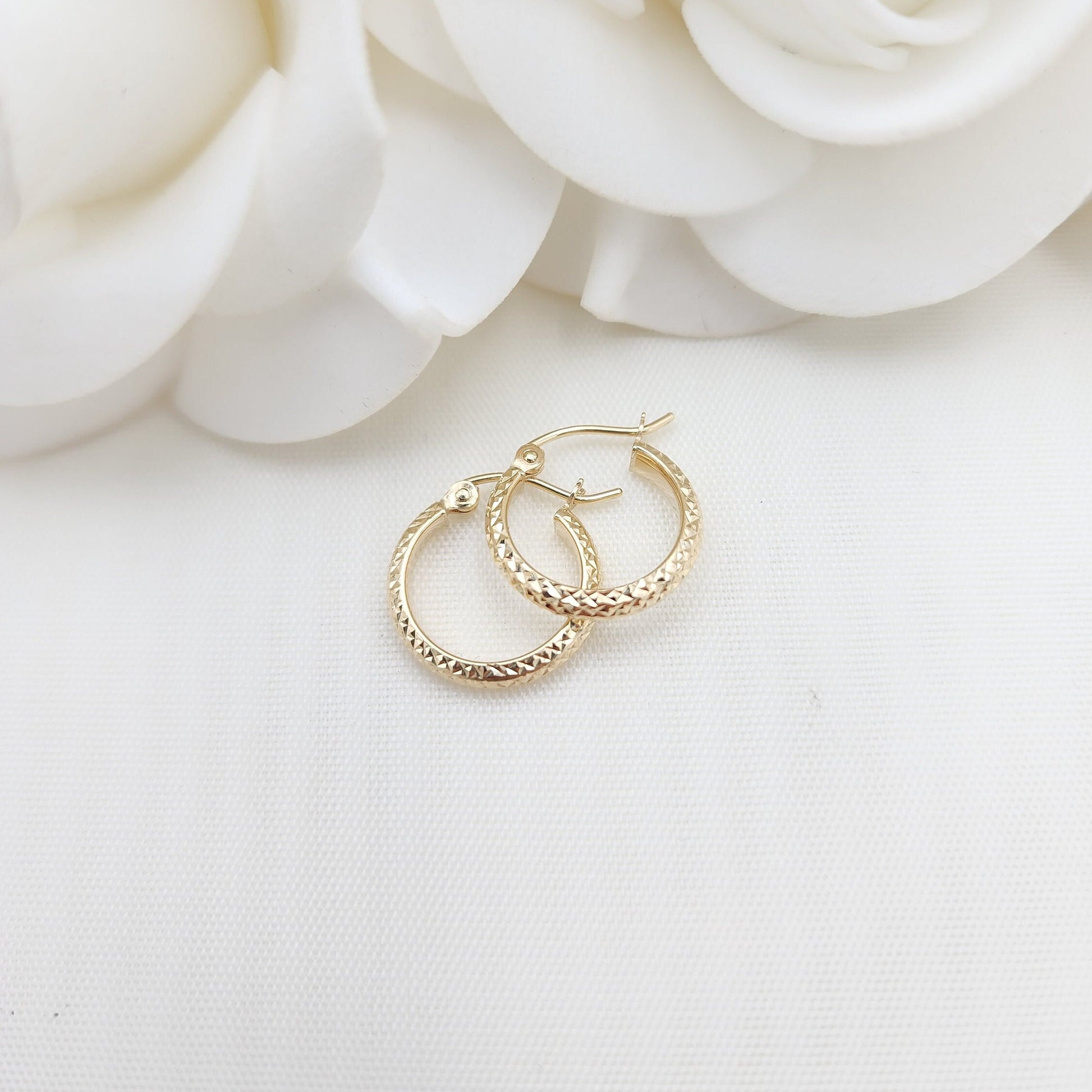 Real 14k Gold Shiny Diamond Cut Hoop Earrings - 3mm Thick - Small, medium, Large - Fine Jewelry - For Her