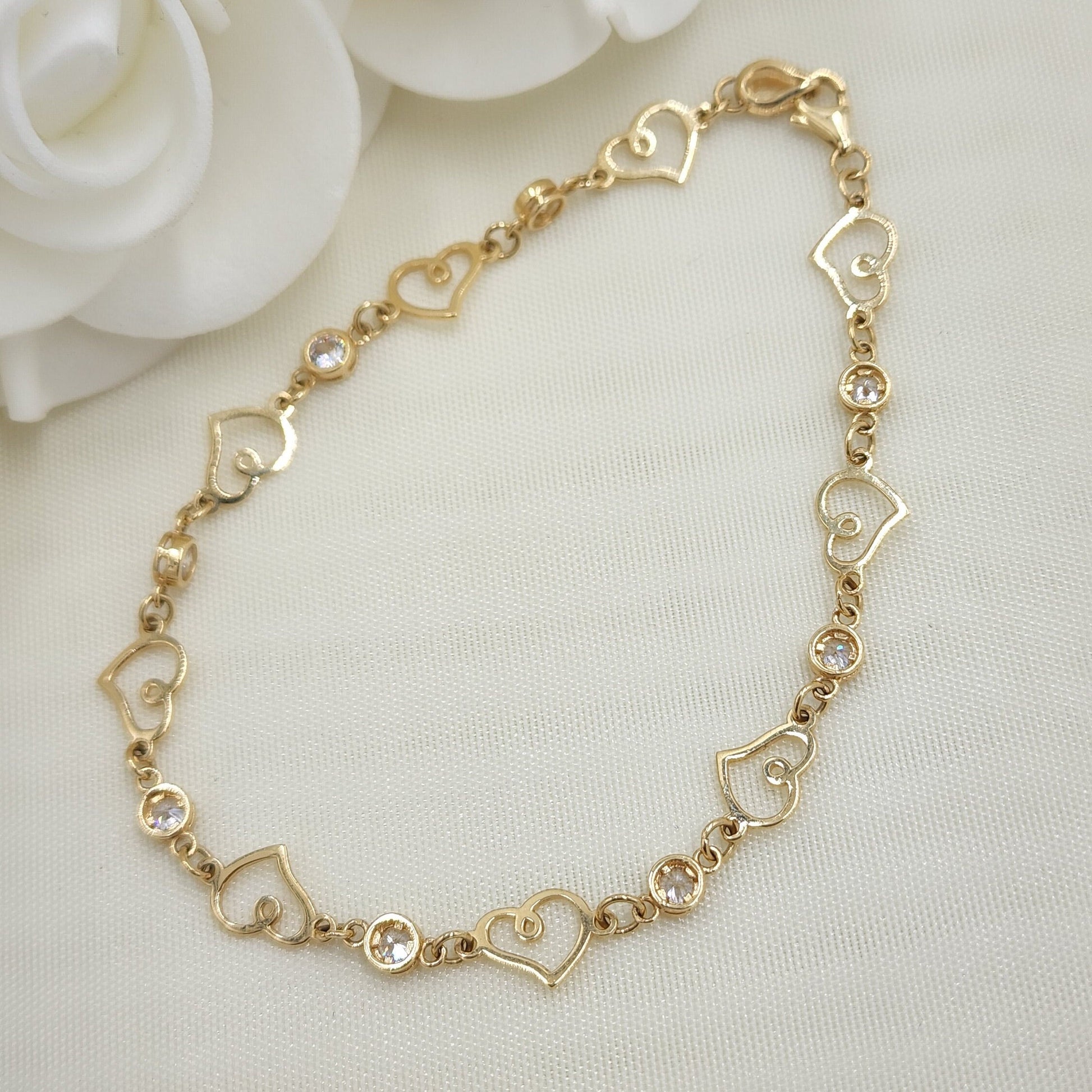 Solid 14k Gold Cursive Hearts Bracelet