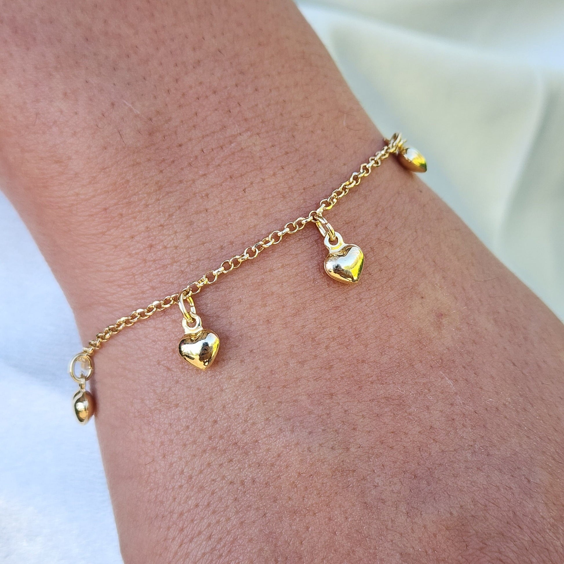 Solid 14k Gold Hanging Hearts Bracelet - Rolo Link - For Her - 7 Inches - Fine Jewelry