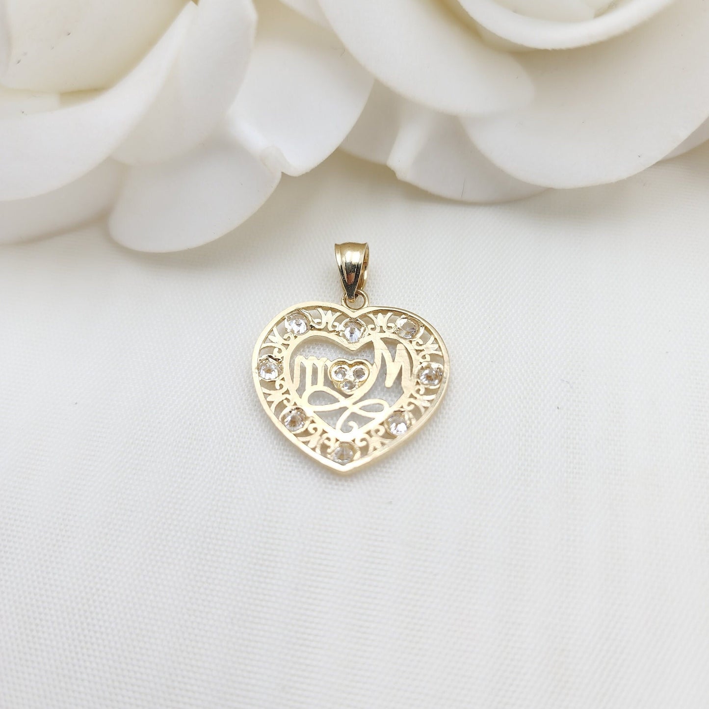 Solid 14k Gold Mom Heart Pendant - Perfect Gift For Her - Big Heart Mom Charm - 20mm