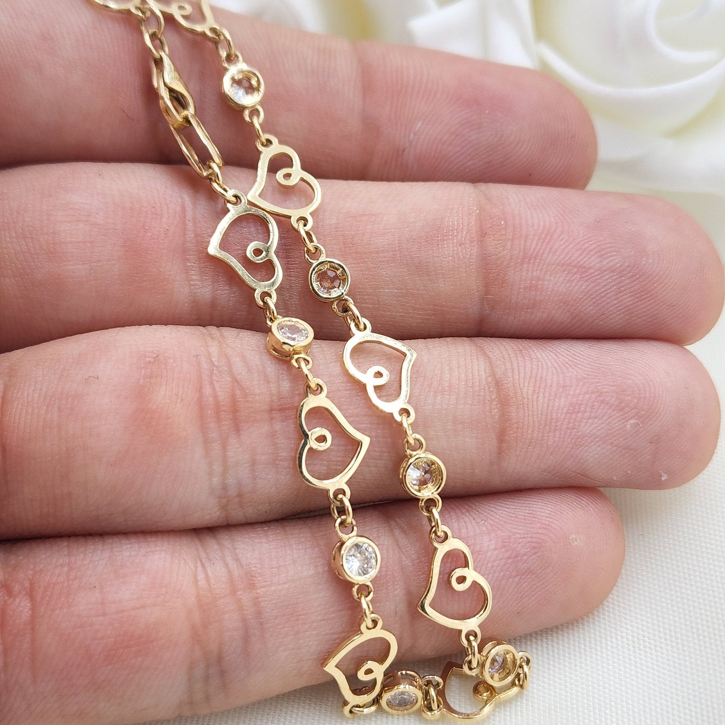 Solid 14k Gold Cursive Hearts Bracelet