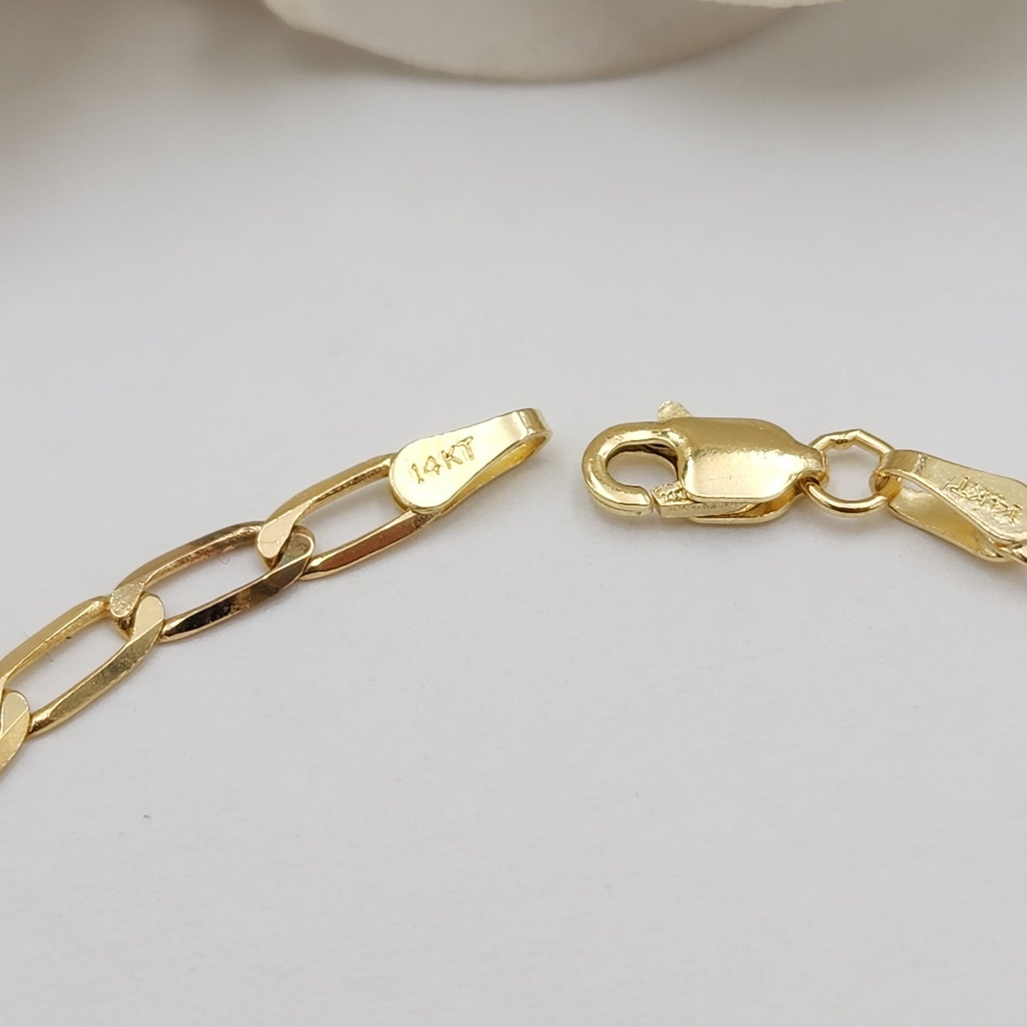 Solid 14k Gold Oval Link Bracelet - 3MM Thick - Versatile & Elegant - Beautiful Gold Bracelet