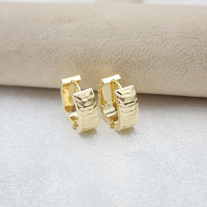 14k Gold Squared Diamond Cut Huggie Earrings - 14mm, 5.5mm thick - Shiny Earrings