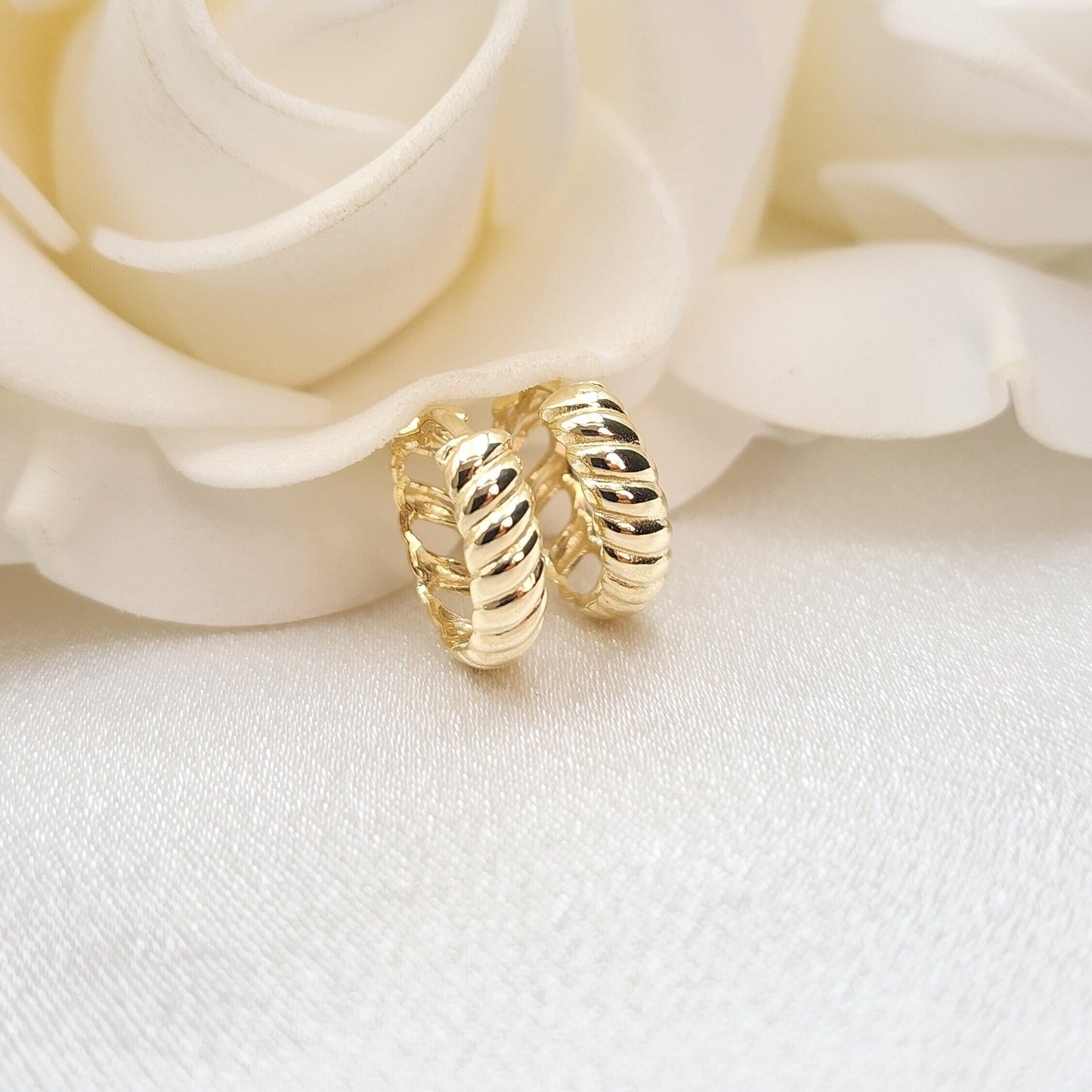 14k Gold Small Shrimp Huggies Earrings - Fine Jewelry - 14mm - 4mm Thick - Modern & Elegant