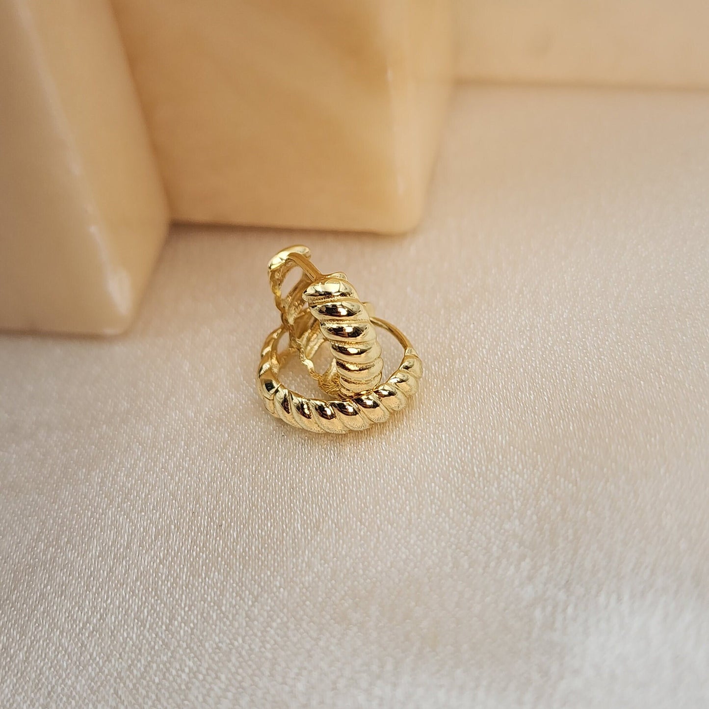 14k Gold Small Shrimp Huggies Earrings - Fine Jewelry - 14mm - 4mm Thick - Modern & Elegant