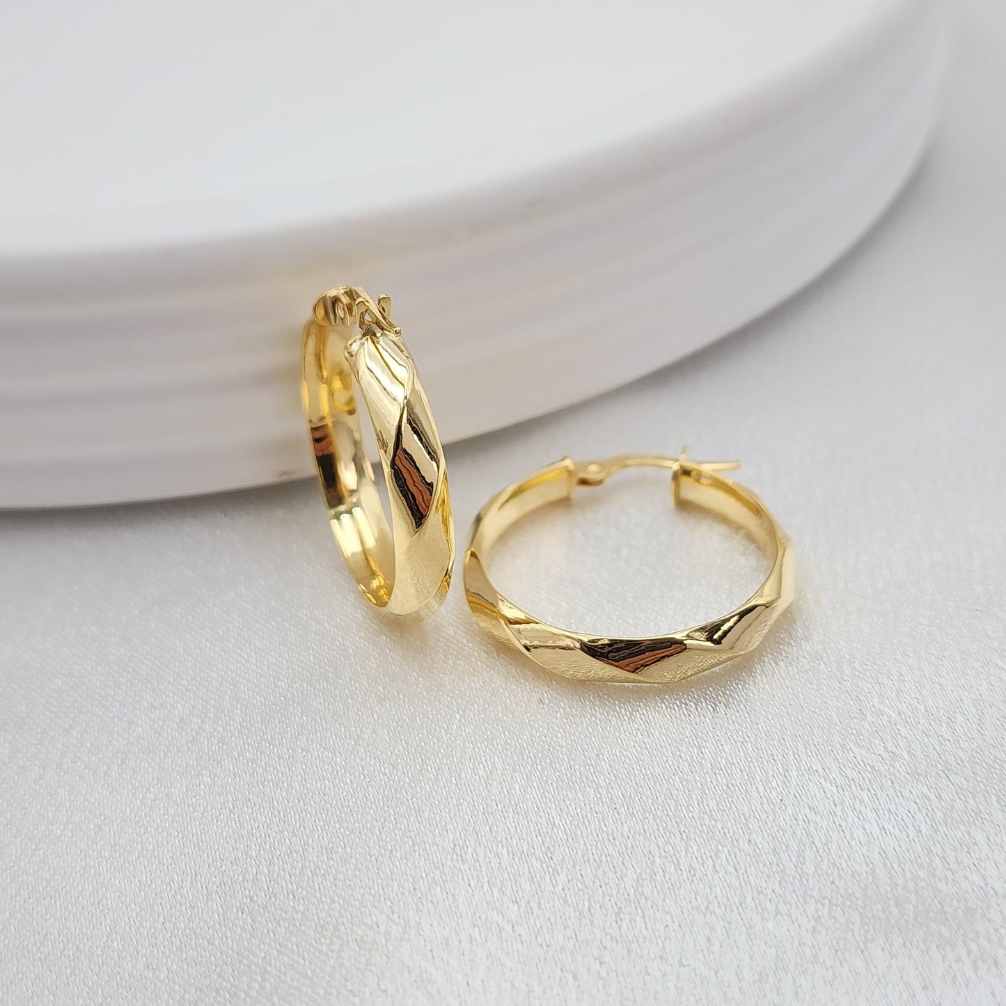 14k Gold Polished Twisted Pattern Hoop Earrings - 4mm Thick - 24mm - Shiny & Elegant - For Her - Real Gold