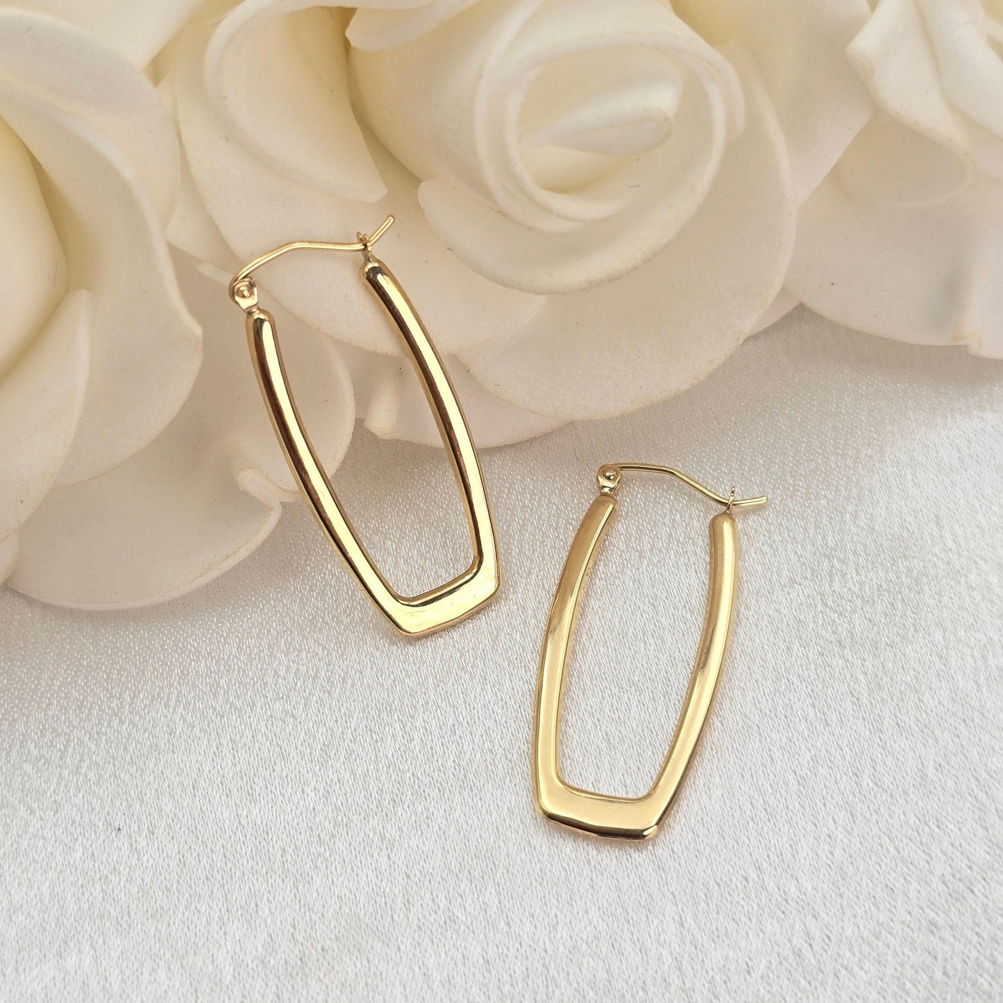 Beautiful 14k Gold Polished Rectangle Earrings - Modern & Lightweight - Perfect For Her