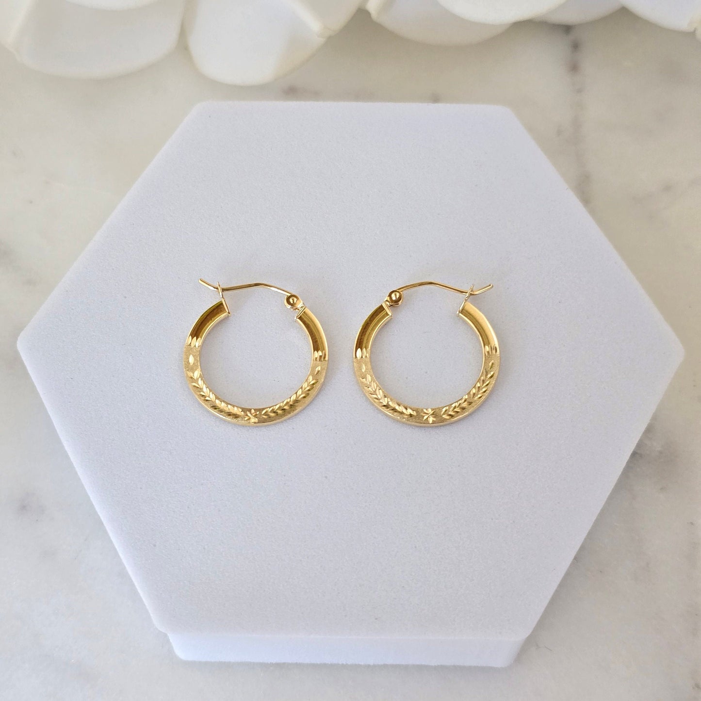 20mm, 25mm 30mm 14k Gold Diamond Cut Hoop Earrings - Fine Jewelry - Real Gold - For Her