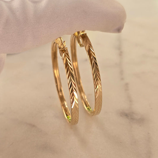 Real 14k Gold Arrow Diamond Cut Hoop Earrings - 42MM - 3MM Thick - Shiny & Elegant - Perfect For Her - Big Hoops