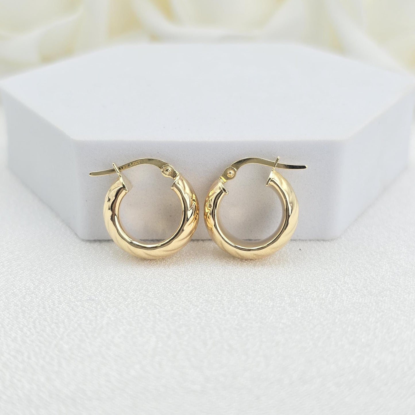 Thick 14k Gold Ondulated Hoop Earrings - 6MM Thick - 16mm - Real Gold Hoops For Her - Elegant & Versatile