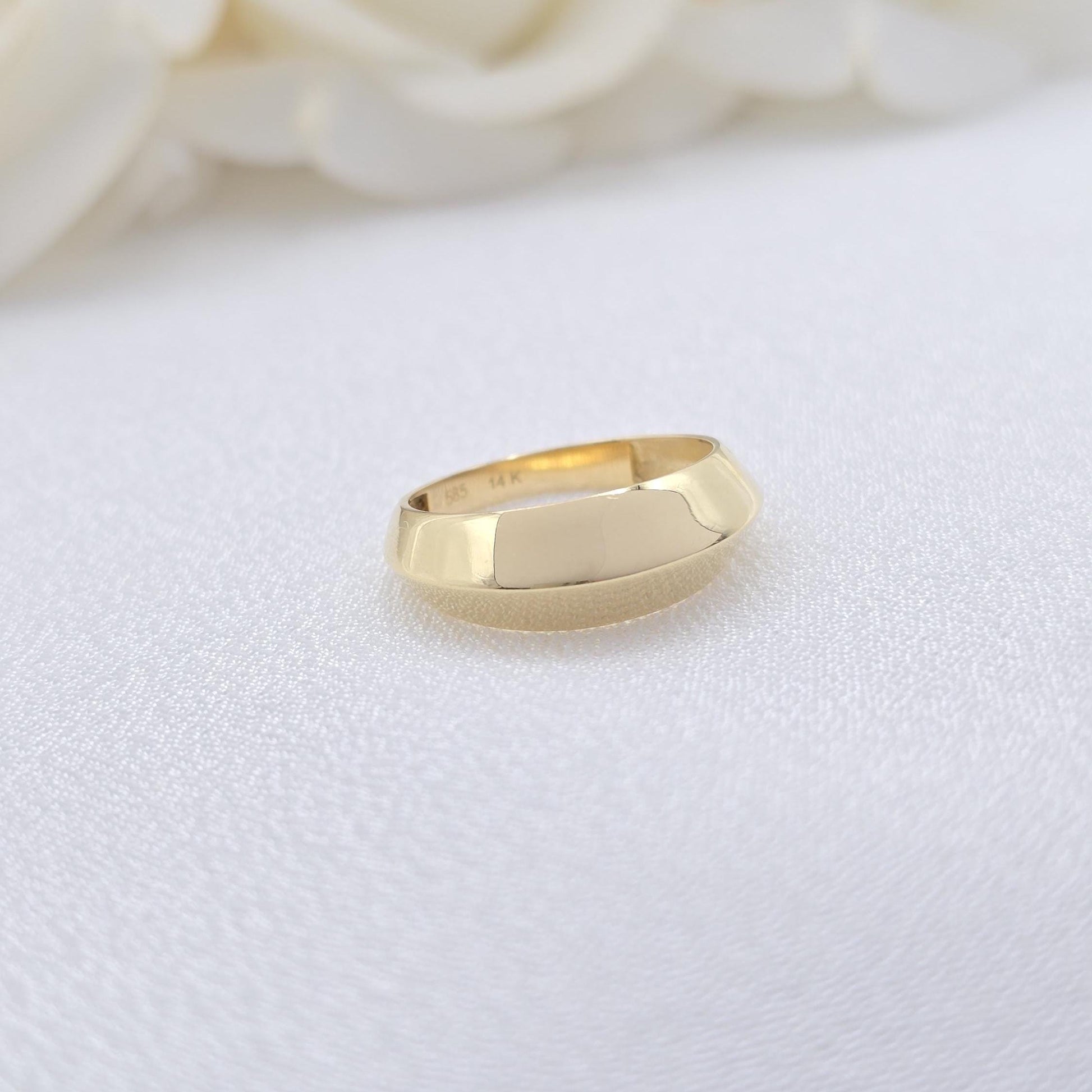 Beautiful 14k yellow Gold Polished ring - Fine Jewelry - Versatile Ring For Her - Elegant & Everlasting