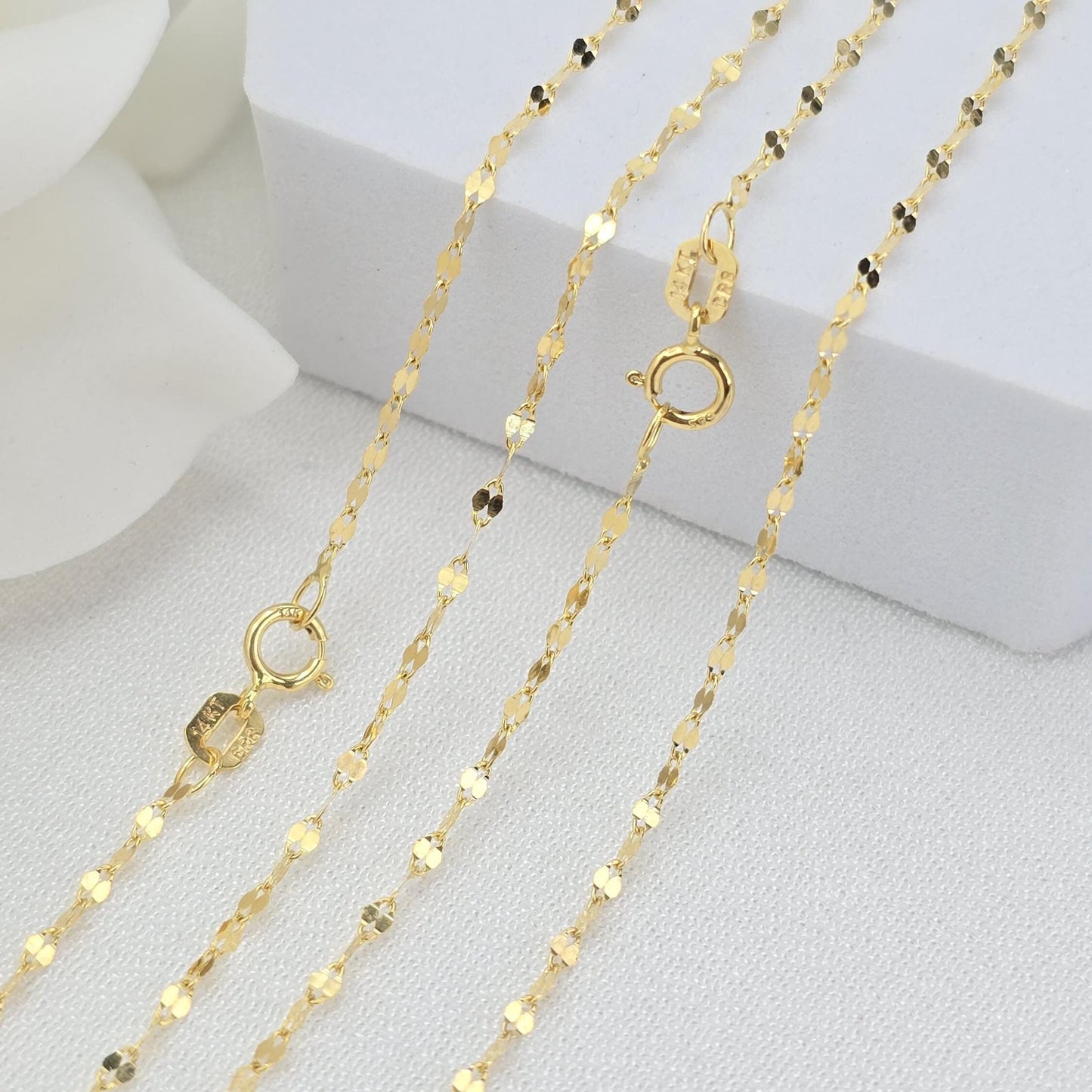 Dainty 14k Gold Mirror Chain - Hammered Necklace - Minimalist Fine Jewelry - Gift For Her