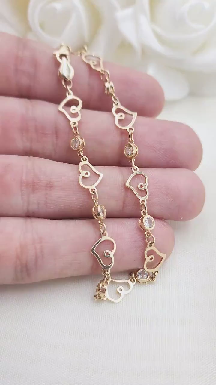 Solid 14k Gold Cursive Hearts Bracelet